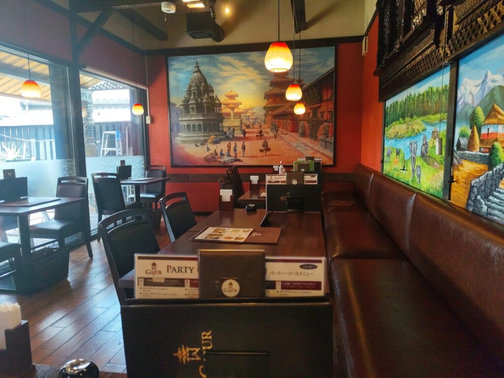 ガズル店内