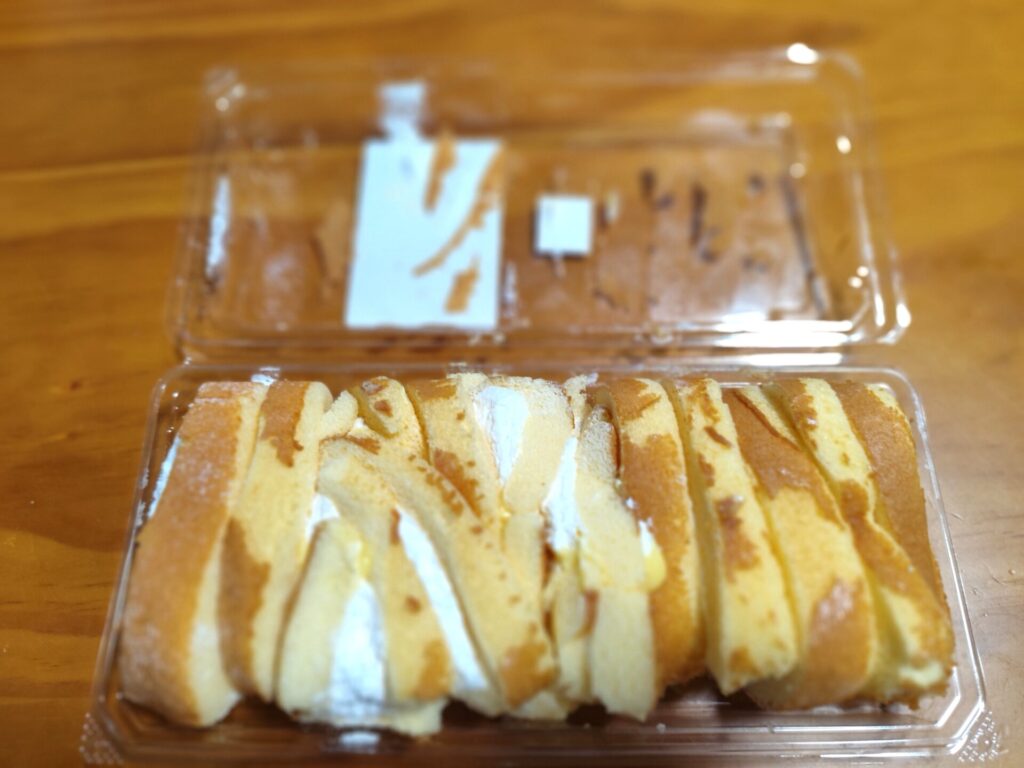 スフレロール切れ端を開けた所