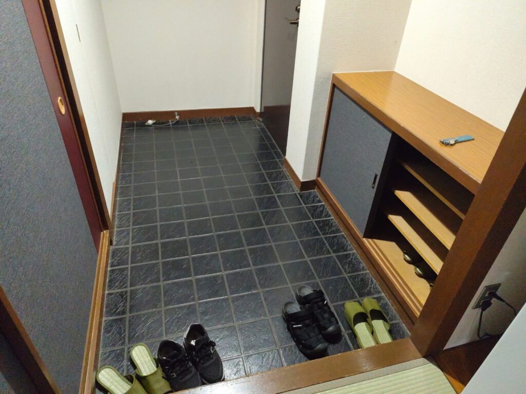 美松館のお部屋の三和土