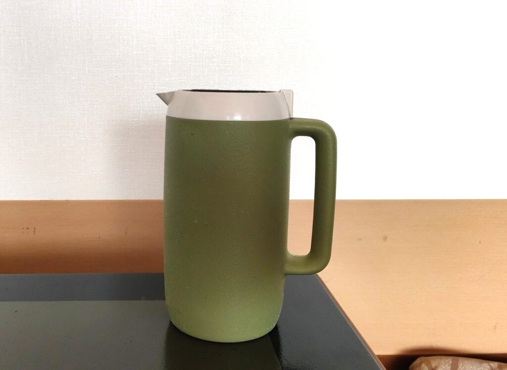 美松館の夕食後に出される水
